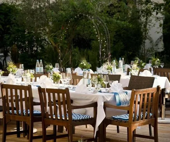 瓦伦堡古堡酒店 酒店 博恩海姆